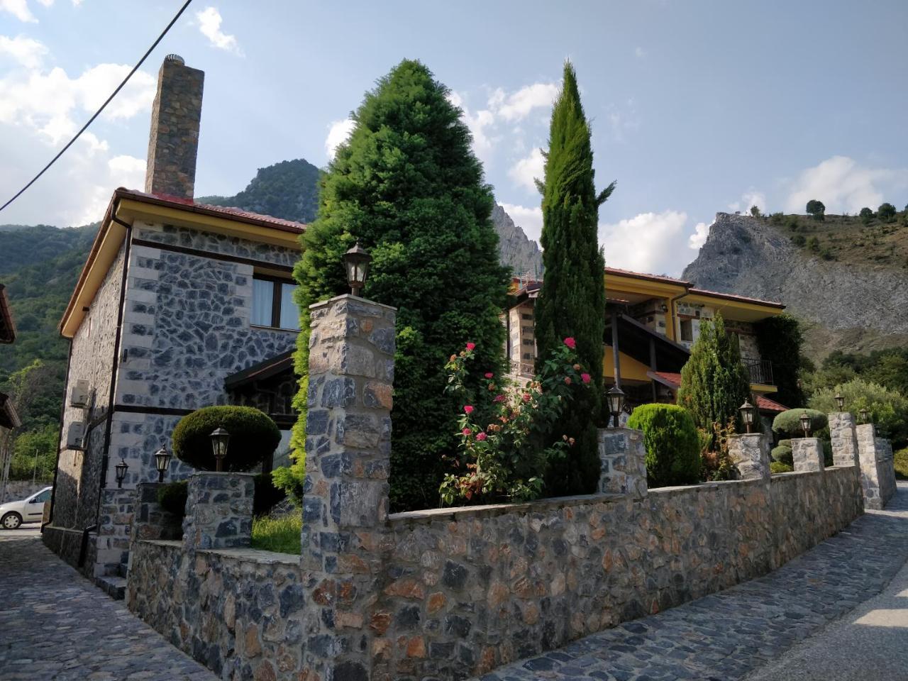 Hotel Yades Pozar Káto Loutrákion Exterior foto